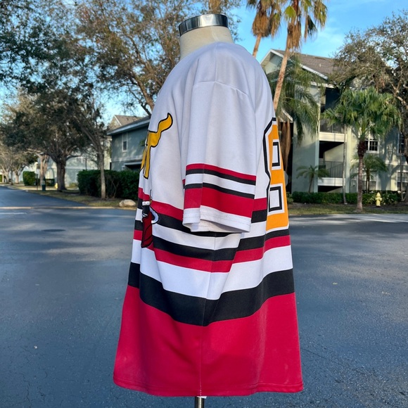 NBA White Miami Heat Button Jersey Size XL Logo Shirt 88 Patty Mills Basketball - Picture 5 of 10